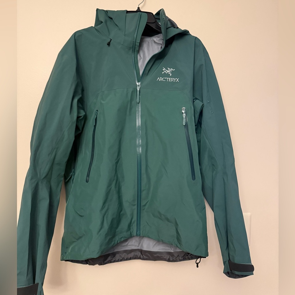 Arc'teryx Beta AR Men’s jacket - Picture 5 of 14
